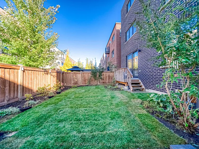 294 Valermo Dr — Photo 39