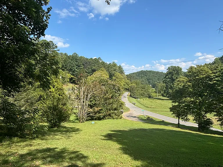 6 Carroll Mountain Dr — Photo 7