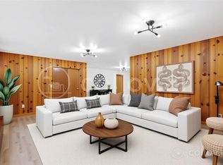 989 Carpenter Hill Road, Pownal, VT 05261