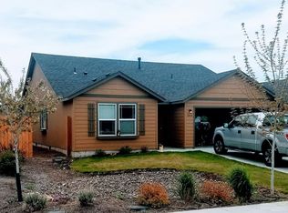3414 NW Dogwood Ave, Redmond, OR 97756