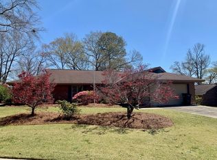8 N Whisper Ct, Columbus, GA 31909