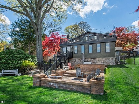 4th image of 116 Chincopee Rd