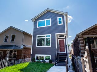 931 W 34th St, Chicago, IL 60608