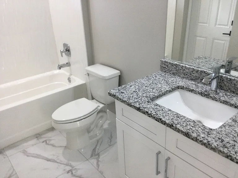 17089 Urban Ave #2 — Photo 19