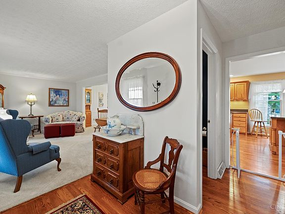 3rd image of 6707 Weiss Rd