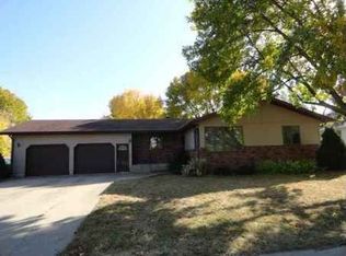 1108 E Lyon St, Marshall, MN 56258