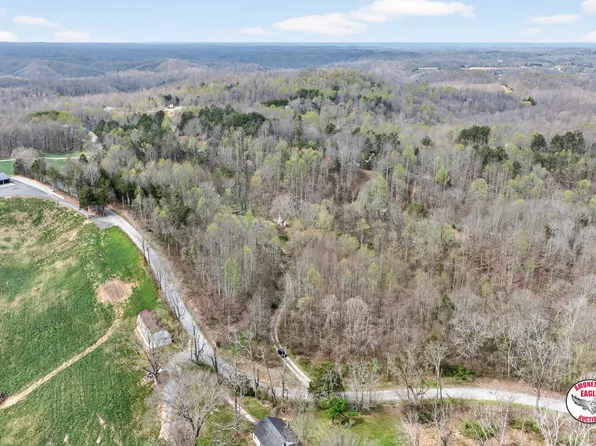 280 Robbins Ln, Hilham, TN 38568