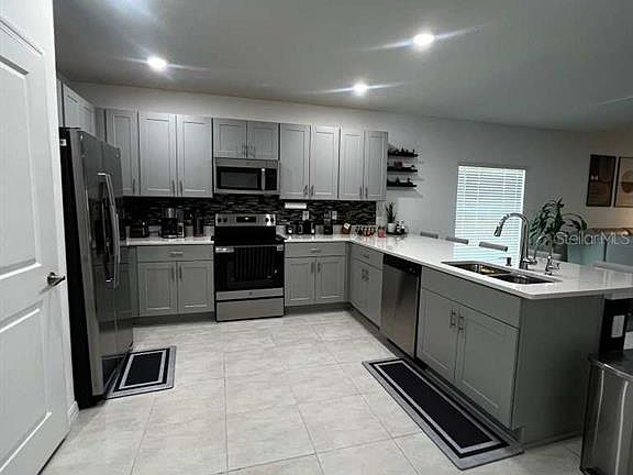 5th image of 205 Acorn Rd