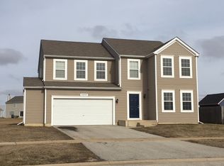 2255 Summerfield St, Bourbonnais, IL 60914