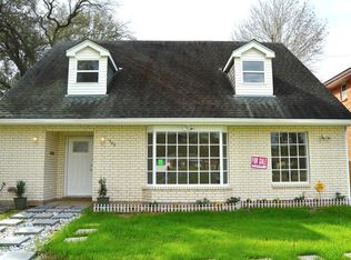 3 Robert E Lee Blvd, New Orleans, LA 70130