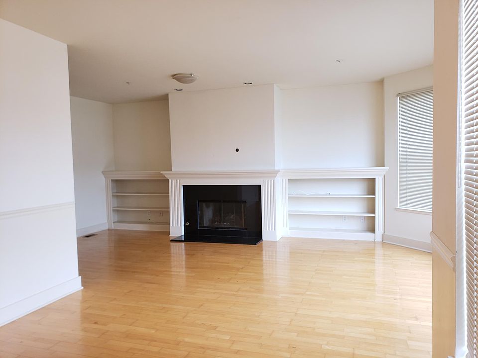 1st image of 2621 Judah St #1
