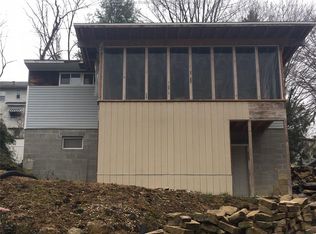 1200 Ashwood Rd, Charleston, WV 25314