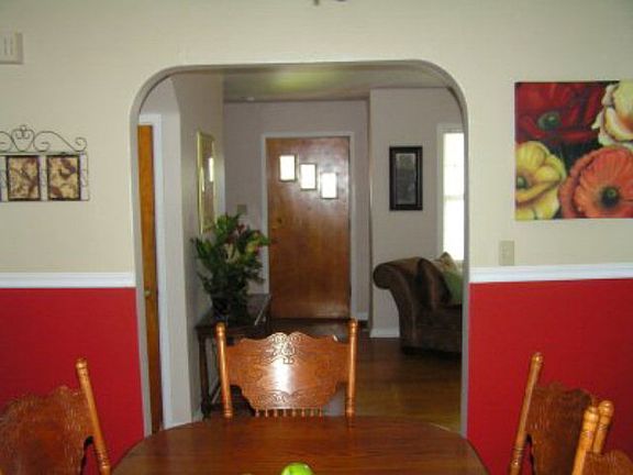 3rd image of 212 Norwood Dr