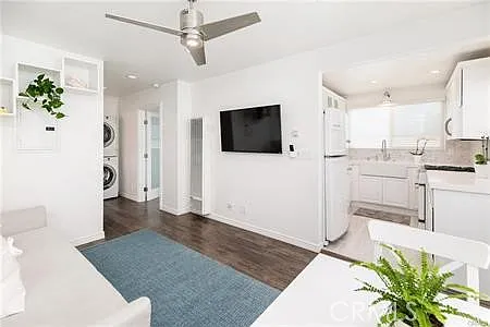 577 Ramona Ave #B — Photo 6