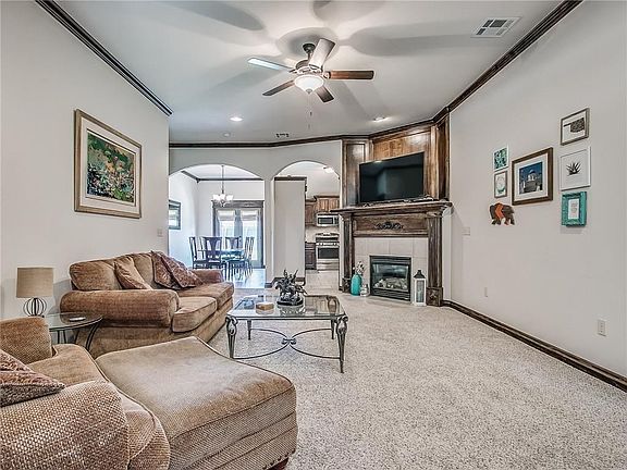 4th image of 4904 SW 120th Pl