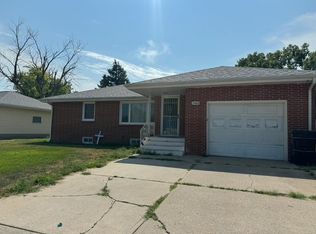 2460 Kummer Dr, Columbus, NE 68601