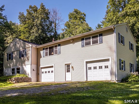 2nd image of 12 Tompkins Hill Road