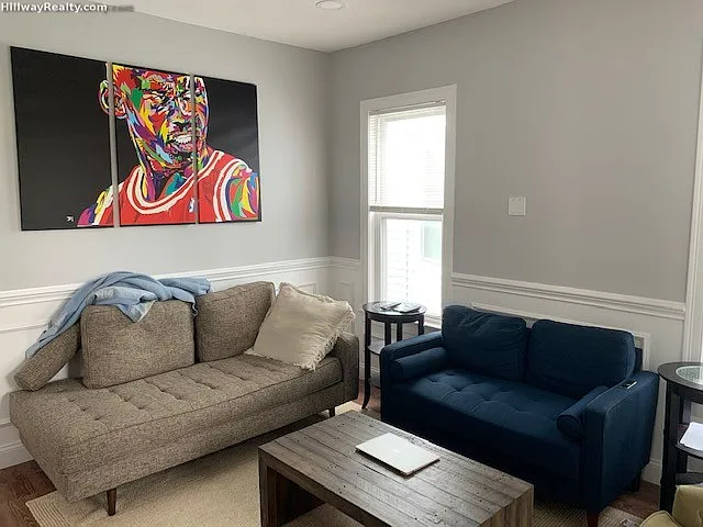 3 bed, 9999 sqft, $3,500 — Photo 3