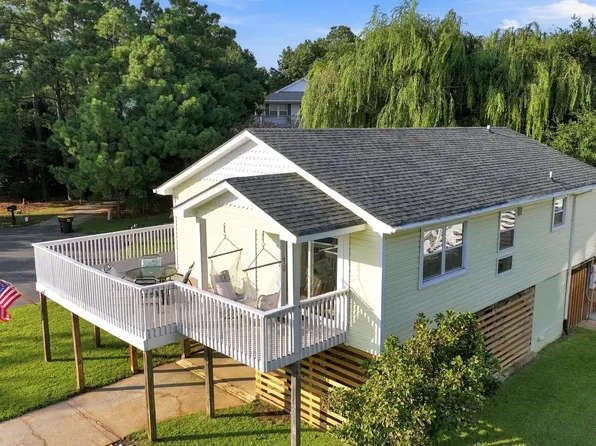 110 Rhodoms Drive, Kill Devil Hills, NC 27948