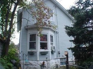 115 Oxford St, Fall River, MA 02721