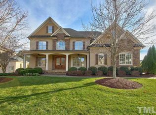 2076 Van Gogh Ln, Apex, NC 27539