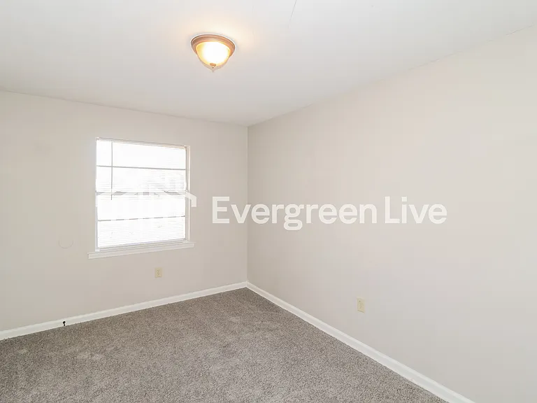 3404 Renault St — Photo 11