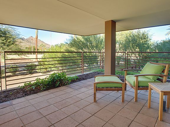Camelback Mountain Views