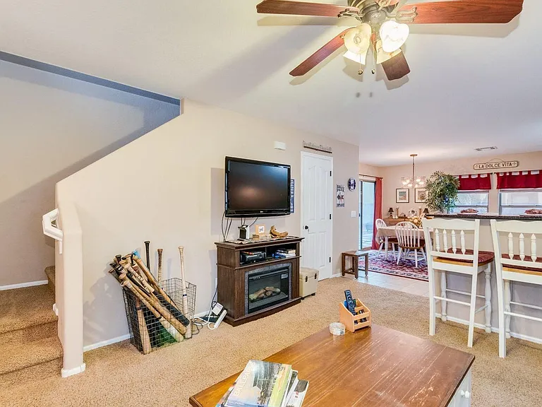 10829 W Mariposa Dr — Photo 5