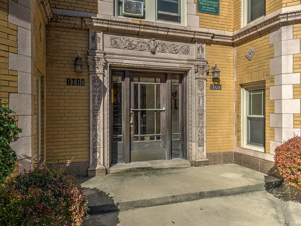 1018 N. Austin