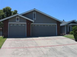 7314 Pocket Rd, Sacramento, CA 95831