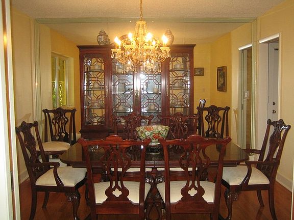 3rd image of 1117 Ferdinand St