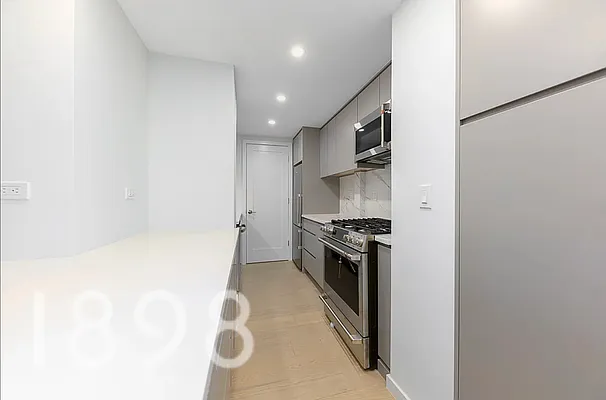 Rented by A&E Real Estate Management | media 15