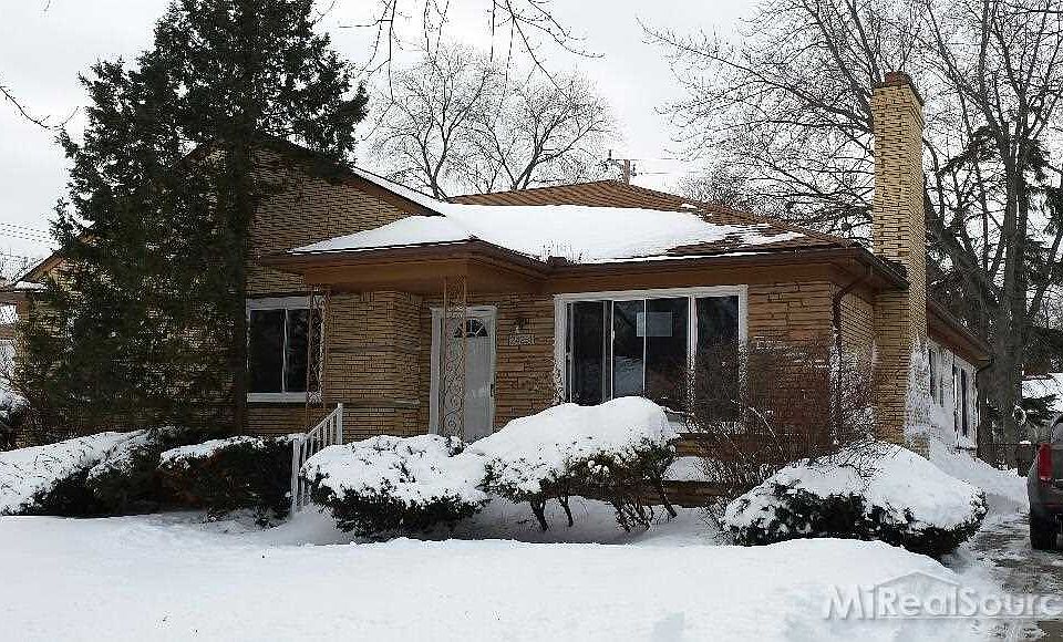 1st image of 24251 Eastwood St