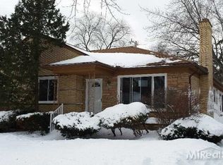 24251 Eastwood St, Oak Park, MI 48237