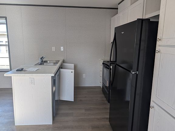 5th image of 23 Garden Way