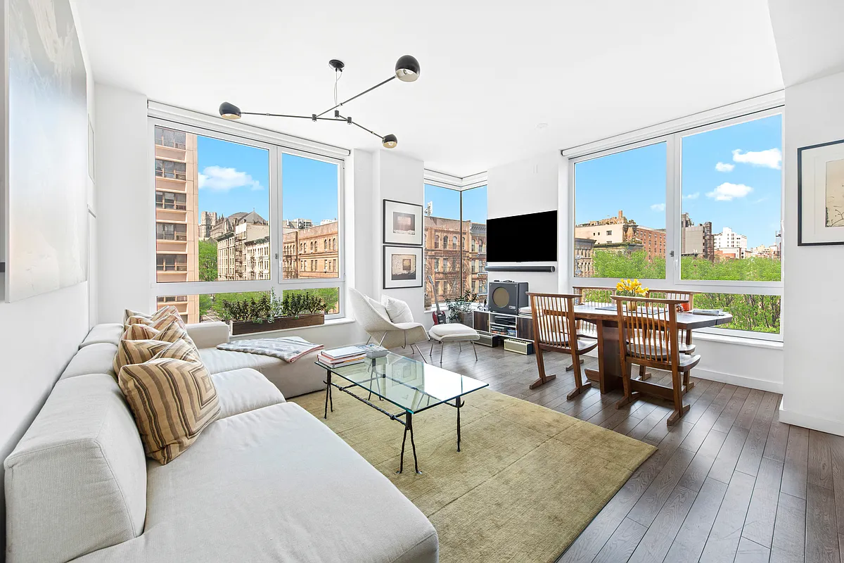 285 West 110th St Unit 4B  