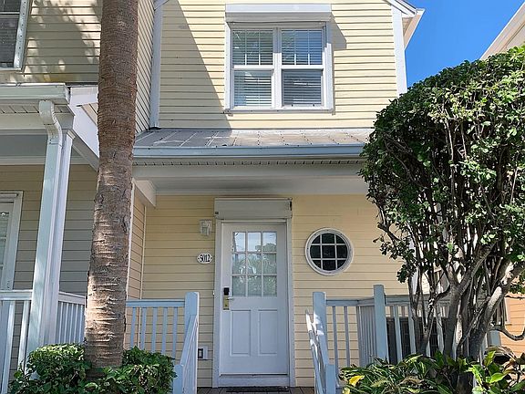 4th image of 5012 Sunset Village Dr