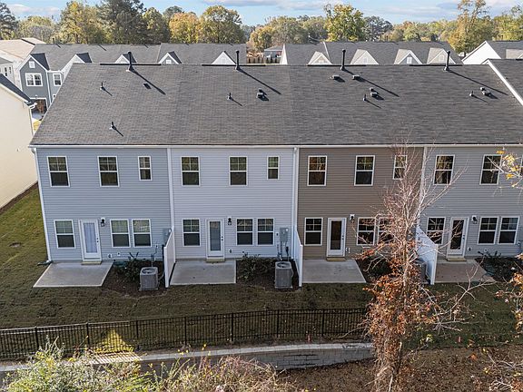 4th image of 265 Peebles Dr