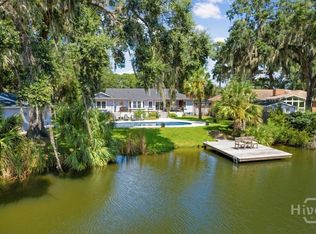 105 E Point Dr, Savannah, GA 31410