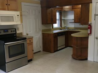 9 Grape St, Newmarket, NH 03857