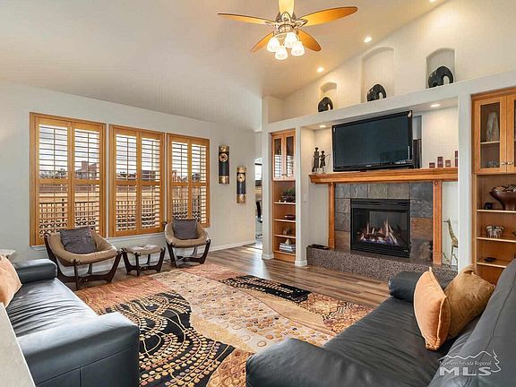 5th image of 248 Mary Lou Ln