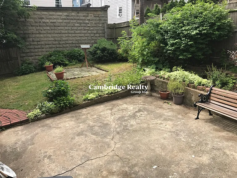 94 Heath St #1T — Photo 8