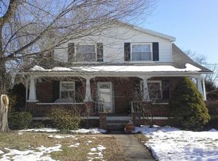 689 Minersville Llewellyn Hwy, Pottsville, PA 17901