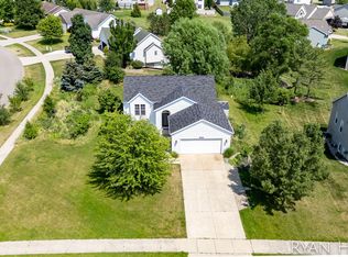 7418 Andy Ct, Hudsonville, MI 49426