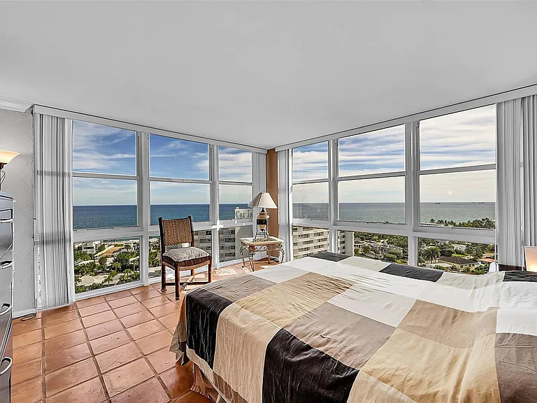 2841 N Ocean Blvd #1801 — Photo 14