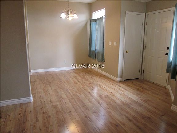 5th image of 1344 Dusty Creek St