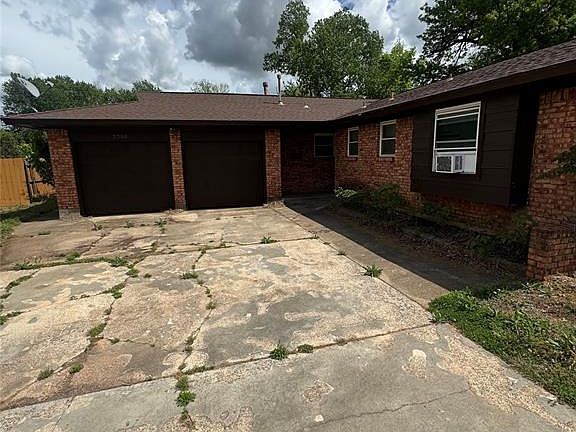 2nd image of 3308 Shadybrook Dr