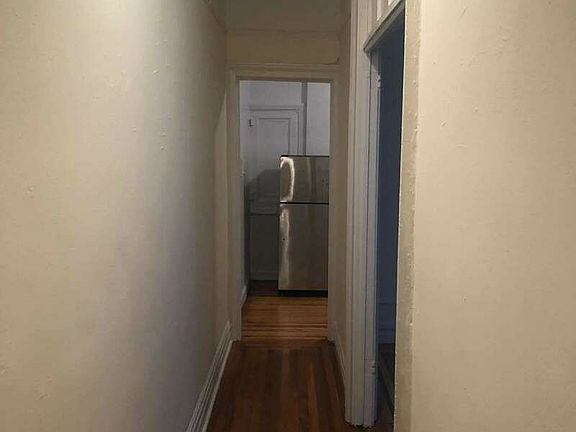 4th image of 2721 Morris Ave APT 2E