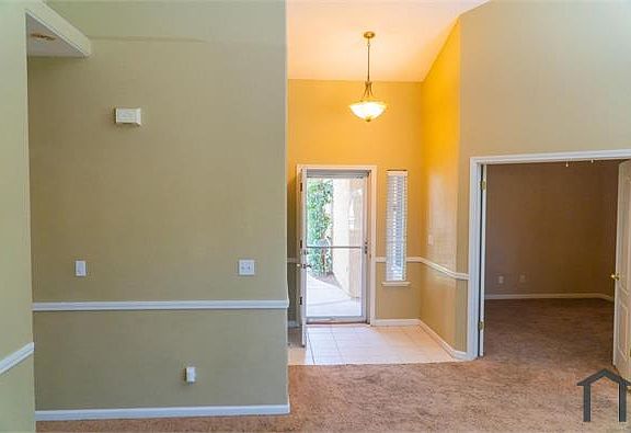 4th image of 10033 N Baird Ave
