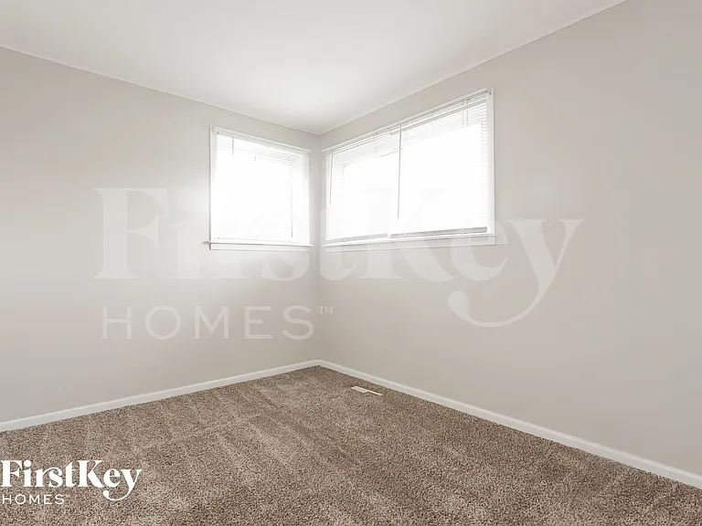 4600 W 79th Pl — Photo 10